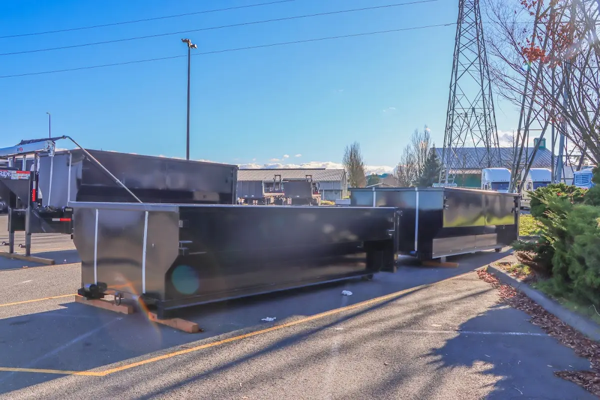 Professional dumpster rental and junk removal service in Solana Beach